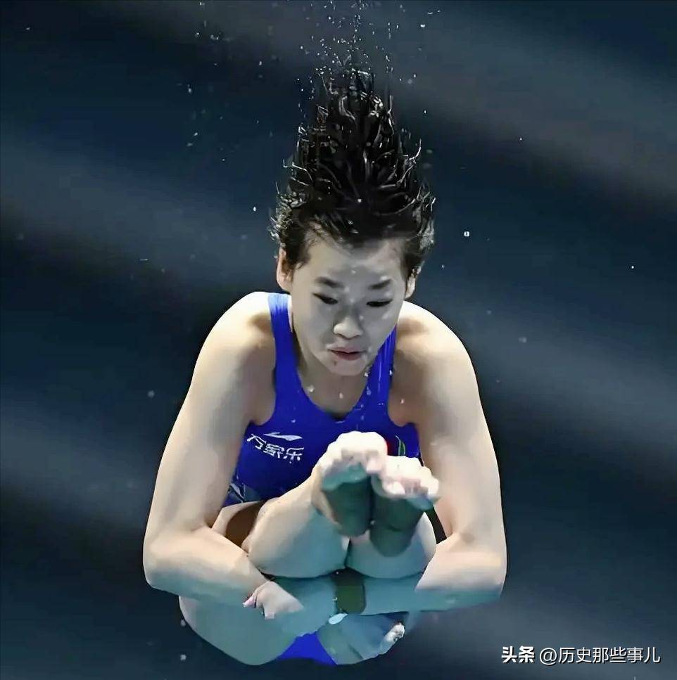 b体育 官网-墨西哥跳水队完美表现，夺得金牌(墨西哥跳水选手欲跳又止 随后一幕气得教练转身离场)