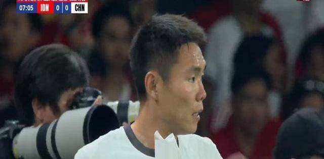 包含塔斯马尼亚联冲击季军，年轻球员表现亮眼的词条
