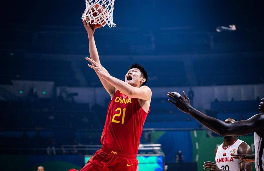 中国男篮球队已启程前往西班牙开启欧洲拉练