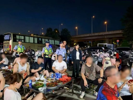 江苏公安抓获苏超倒票黄牛105人已成立工作专班集中打击的简单介绍